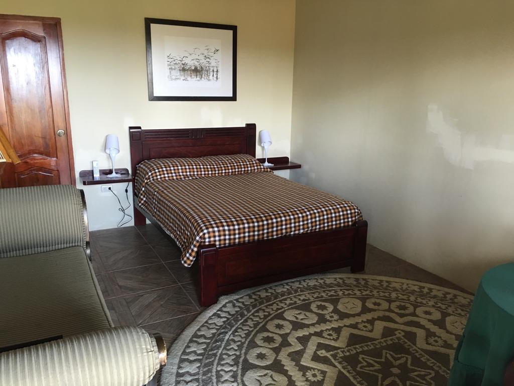 Casa Roja Hostel Montanita Ngoại thất bức ảnh