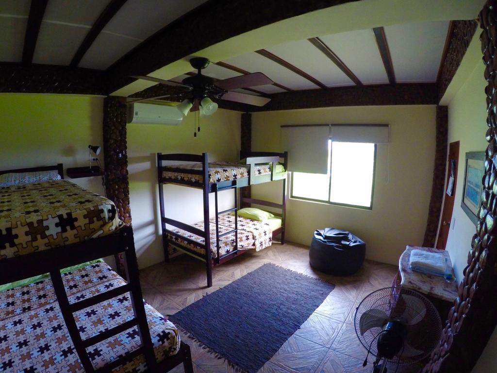 Casa Roja Hostel Montanita Ngoại thất bức ảnh